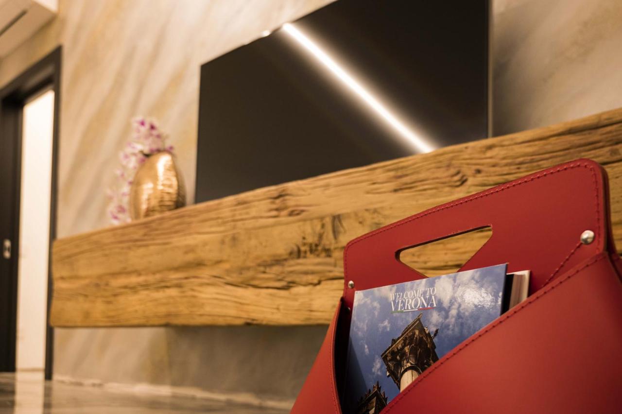 Vipverona Luxury Apartment - Royal Welcome Kültér fotó
